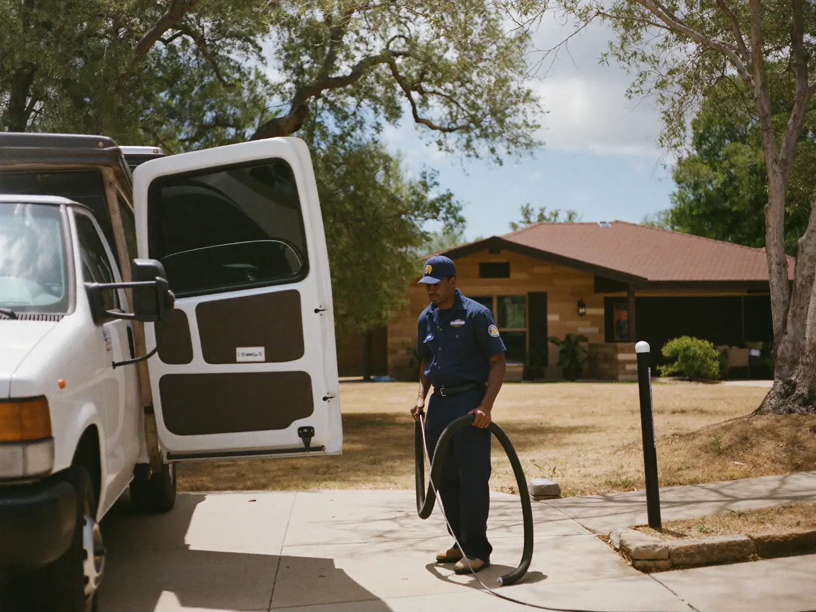 Air duct cleaning technician arriving in San Antonio